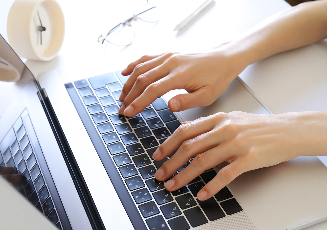 選定理由書・総会議案書作成の補助